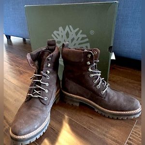 Women’s Timberland Courmayeur Valley 6“ Boots